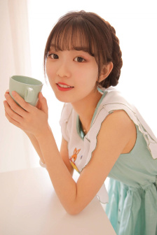 女人巨大荫蒂勃起